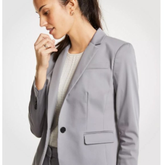 NWT Ann Taylor Light Grey The One-Button Blazer sz 4 - Picture 2 of 5